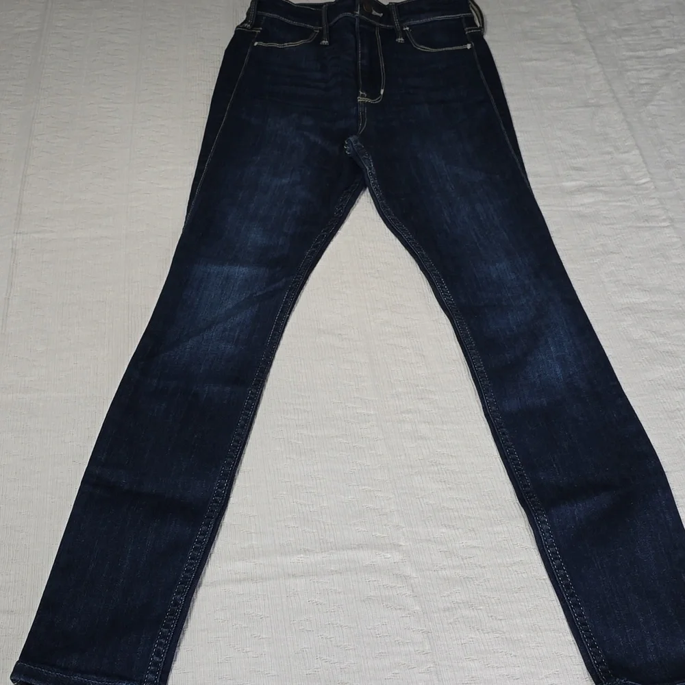Hollister Ultra High Rise Jean Legging Size 25 Waist (Actual Approx. 23") - Picture 3 of 16